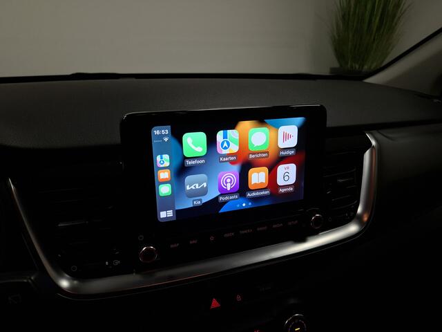 KIA Stonic 1.0 T-GDi DynamicLine I Apple Carplay I All-Season I Dealeronderhouden I Achteruitrijcamera I