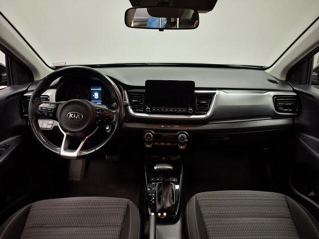 KIA Stonic 1.0 T-GDi DynamicLine I Apple Carplay I All-Season I Dealeronderhouden I Achteruitrijcamera I