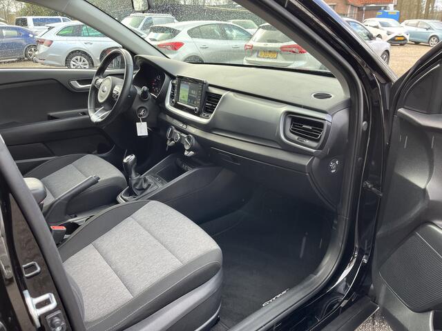 KIA Stonic 1.0 T-GDi DynamicLine Apple Carplay / Camera