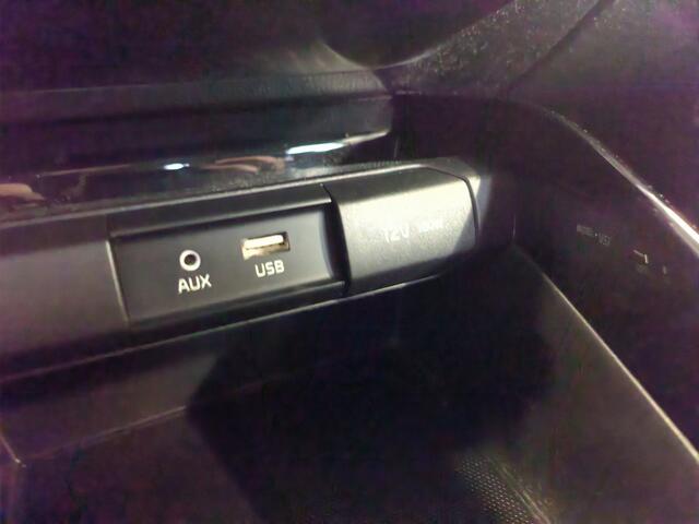 KIA Stonic 1.0 T-GDi Sports Edition Rijklaar + 12 maanden Bovag-garantie Henk Jongen Auto's in Helmond, al 50 jaar service zoals 't hoort!