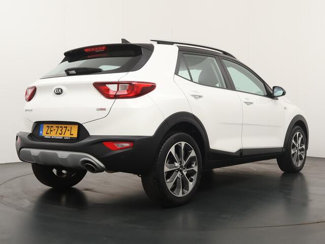 KIA Stonic 1.0 T-GDi DynamicLine - Cruise Control - Navigatie - Apple Carplay/Android Auto - Achteruitrij camera - Fabrieksgarantie 14-05-2026