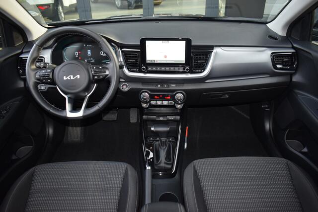 KIA Stonic 1.0 T-GDi MHEV DynamicPlusLine | Navigatie | Camera | Stoelverwarming | Cruise Control | Climate Control