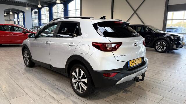 KIA Stonic 1.0 T-GDi MHEV DynamicPlusLine | Trekhaak | Camera | Adapt. cruise | Keyless entry | Apple Carplay | 4 seiz. banden