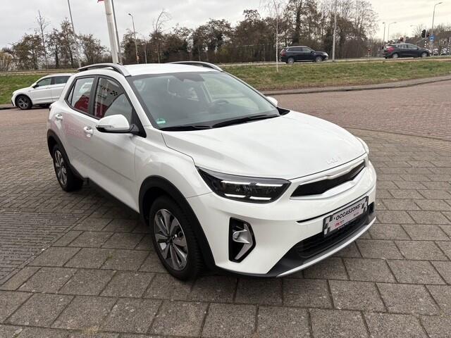 KIA Stonic 1.0 T-GDi MHEV DynamicLine | Navi | Cruise | Camera | 16.633 km Dealeronderhouden