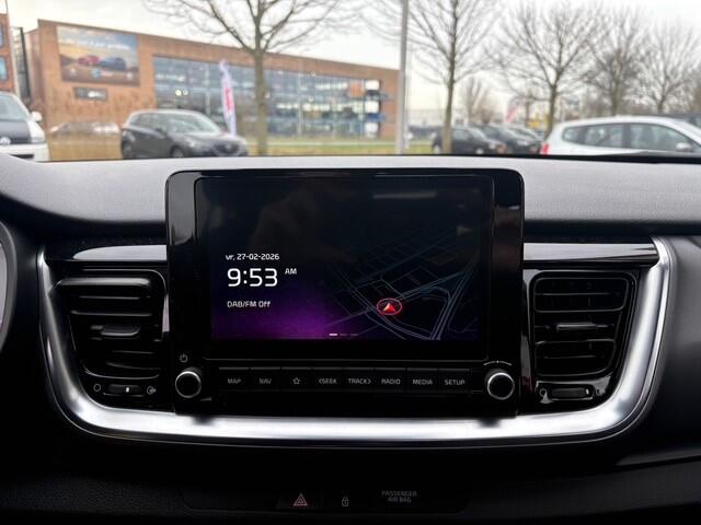 KIA Stonic 1.0 T-GDi MHEV DynamicLine | Navi | Cruise | Camera | 16.633 km Dealeronderhouden