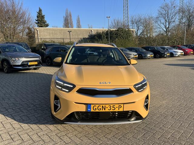 KIA Stonic 1.0 T-GDi MHEV DynamicLine All SeasonBanden/Navigatie/Trekhaak