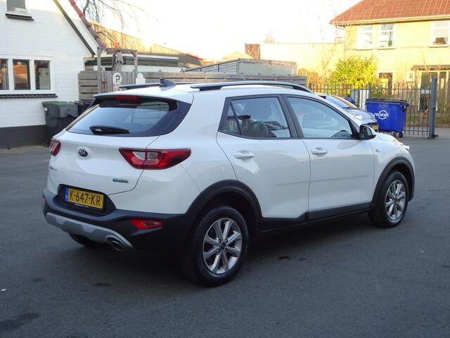 KIA Stonic 1.0 T-GDi MHEV DynamicLine Automatische airco, navigatie, licht metalen velgen, cruise controle, apple carplay, android auto, enz