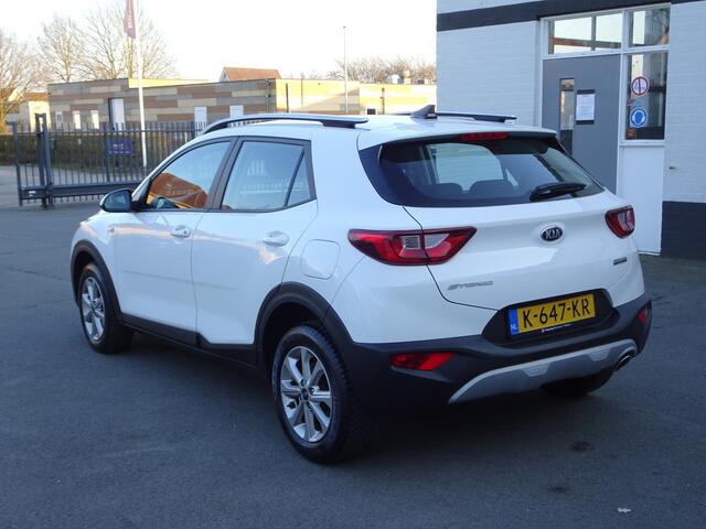 KIA Stonic 1.0 T-GDi MHEV DynamicLine Automatische airco, navigatie, licht metalen velgen, cruise controle, apple carplay, android auto, enz