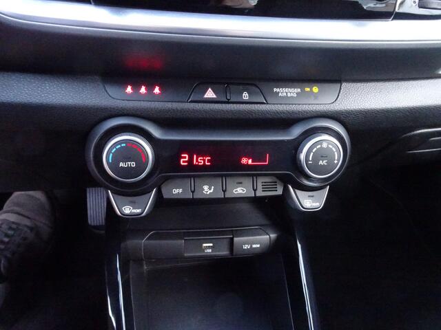 KIA Stonic 1.0 T-GDi MHEV DynamicLine Automatische airco, navigatie, licht metalen velgen, cruise controle, apple carplay, android auto, enz