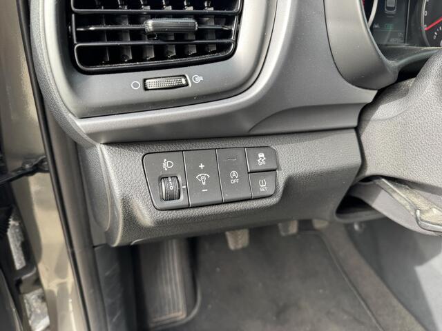 KIA Stonic 1.0 T-GDi MHEV DynamicLine Trekhaak | 17 inch | Airco | Cruise | Camera | Navi via AppleCarplay & AndroidAuto