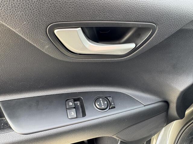 KIA Stonic 1.0 T-GDi MHEV DynamicLine Trekhaak | 17 inch | Airco | Cruise | Camera | Navi via AppleCarplay & AndroidAuto