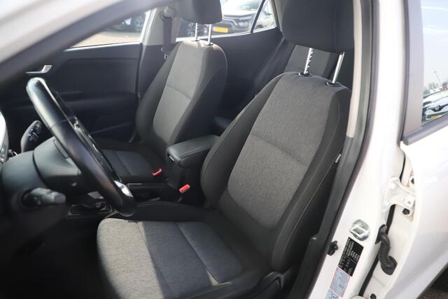 KIA Stonic 1.0 T-GDi DynamicLine 101PK Navigatie Carplay Achteruitrijcamera Airco Cruise 17 inch LMV