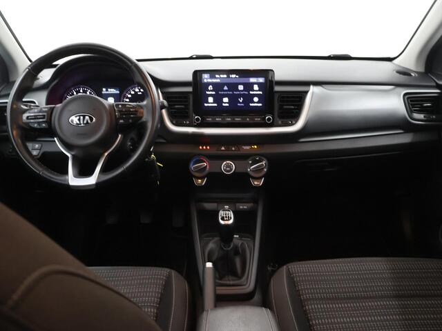 KIA Stonic 1.0 T-GDi MHEV DynamicLine | Trekhaak | Parkeercamera | Apple Carplay/Android Auto | Climate Control | Cruise control |