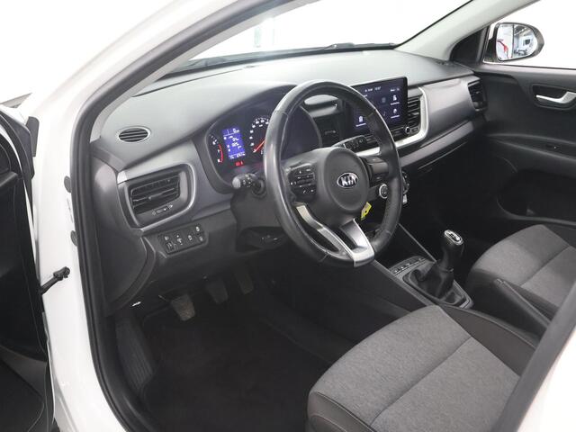 KIA Stonic 1.0 T-GDi MHEV DynamicLine | Parkeercamera | Bluetooth | Airco | Cruise Control | Navigatie via Carplay |