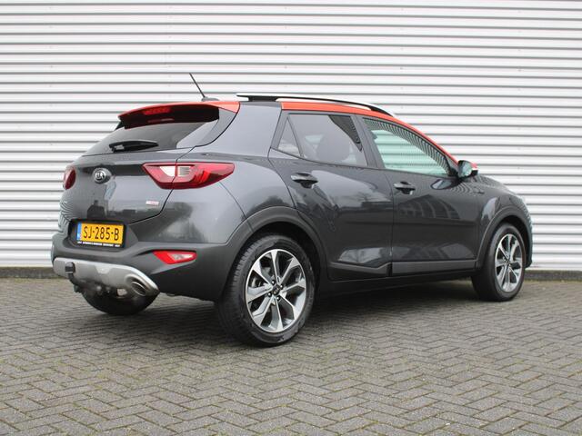 KIA Stonic 1.0 T-GDi DynamicLine | Trekhaak | Camera | Navi | Keyless | Clima | Cruise | 17" LM | All seasons | Eerste eigenaar | Dealeronderhouden |