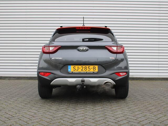 KIA Stonic 1.0 T-GDi DynamicLine | Trekhaak | Camera | Navi | Keyless | Clima | Cruise | 17" LM | All seasons | Eerste eigenaar | Dealeronderhouden |