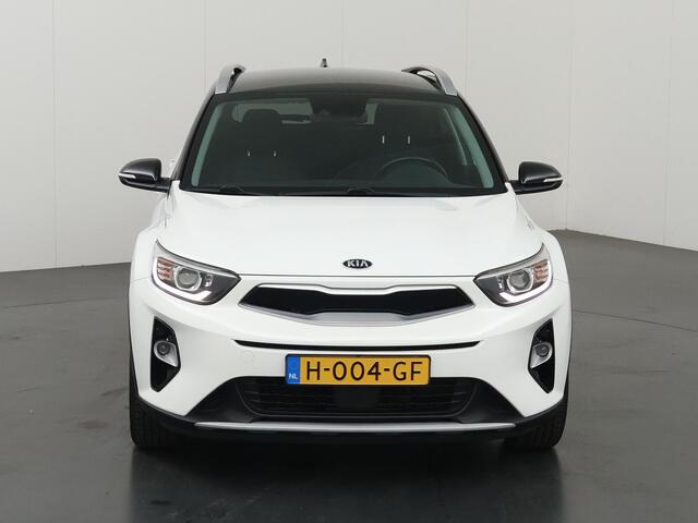 KIA Stonic 1.0 T-GDi DynamicPlusLine | Trekhaak | Keyless | Navigatie | Parkeercamera | Apple Carplay/Android Auto | Climate Control |