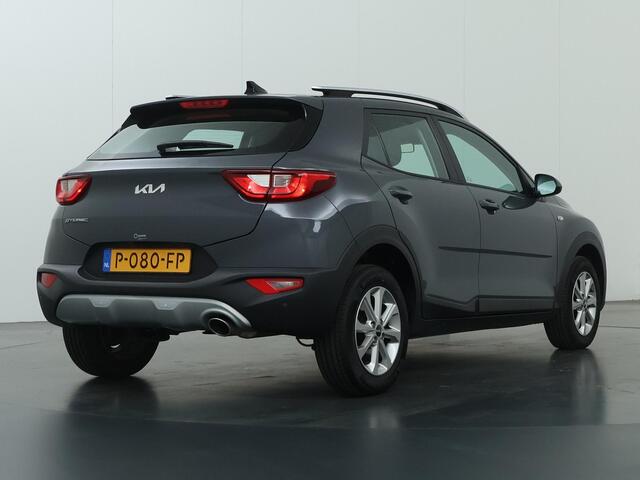 KIA Stonic 1.0 T-GDi MHEV DynamicLine | Parkeercamera | Apple Carplay/Android Auto | Climate Control | Cruise control |