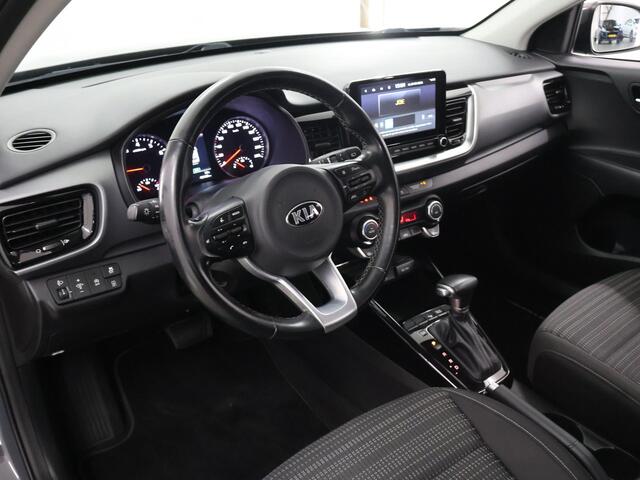 KIA Stonic 1.0 T-GDi MHEV DynamicPlusLine | Automaat | Navigatie | Cruise Control | Climate Control | Apple CarPlay/Android Auto | Camera | DAB | PDC | Rijhulpsysteem |