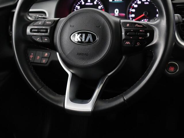 KIA Stonic 1.0 T-GDi MHEV DynamicPlusLine | Adaptive cruise | Carplay | Camera | Keyless | Climate control | DAB | Navigatie | Bluetooth