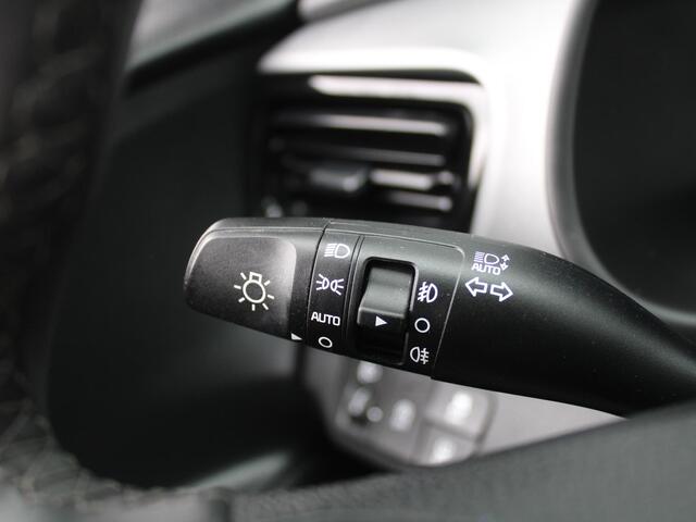 KIA Stonic 1.0 T-GDi MHEV DynamicPlusLine | Stuur-/stoelverwarming | Camera | Clima | Cruise | 16" LM | Navi | LED | Keyless |