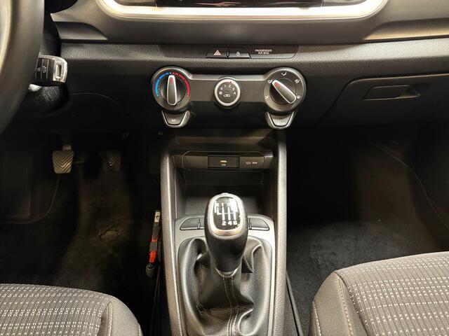 KIA Stonic 1.0 T-GDi MHEV DynamicLine I Carplay I Cruise Control I Camera