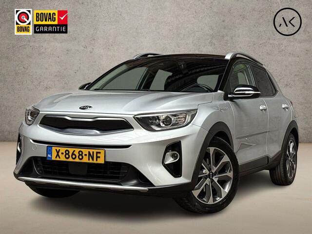 KIA Stonic 1.0 T-GDi Executive Sport Automaat (APPLE CARPLAY, NAVIGATIE, LEDER, KEYLESS, STUUR/STOELVERWARMING, LM VELGEN, SPORTSTOELEN, CAMERA, TREKHAAK, NIEUWSTAAT)