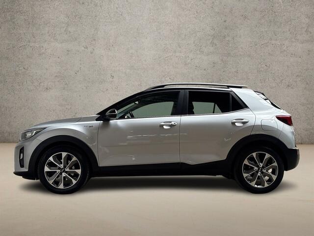 KIA Stonic 1.0 T-GDi Executive Sport Automaat (APPLE CARPLAY, NAVIGATIE, LEDER, KEYLESS, STUUR/STOELVERWARMING, LM VELGEN, SPORTSTOELEN, CAMERA, TREKHAAK, NIEUWSTAAT)