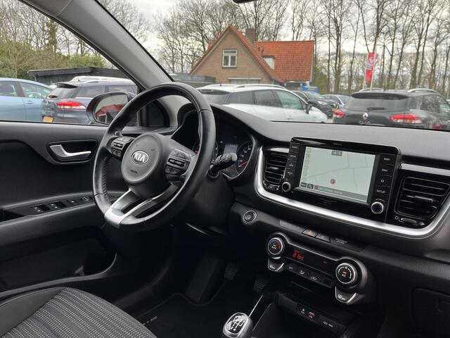 KIA Stonic 1.0 T-GDi DynamicPlusLine Apple Carplay / Camera