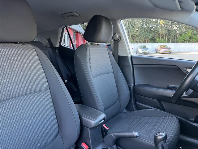 KIA Stonic 1.0 T-GDi MHEV DynamicPlusLine Apple Carplay / Camera