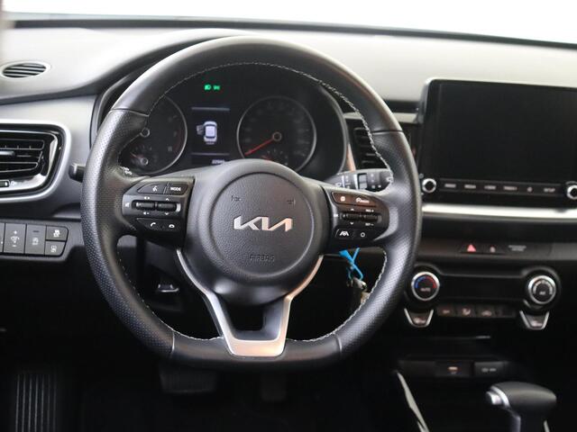 KIA Stonic 1.0 T-GDi MHEV GT-Line | Apple Carplay/Android | Autonomous Emergency Braking | cruise control adaptief en stuurhulp | electronic climate control | lederen/stof bekleding | LED koplampen | lichtmetalen velgen 17" | navigatiesysteem full map |