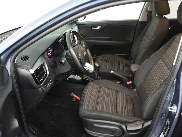 KIA Stonic 1.0 T-GDi MHEV DynamicPlusLine | Trekhaak | Camera | Navigatie | Climate Control | Nederlandse Auto | NAP |