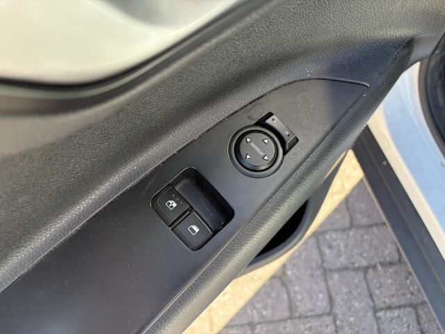 KIA Stonic 1.0 T-GDi MHEV DynamicLine, climate/cruise/navi/trekhaak