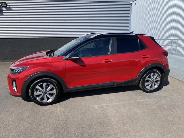 KIA Stonic 1.0 T-GDi MHEV DynamicPlusLine Nederlandse auto met álle boekjes compleet, parkeersensoren, achteruitrij camera, keyless, navigatie, Apple CarPlay/Android Auto