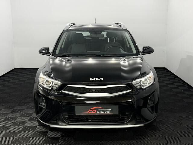KIA Stonic 1.2 MPi Design Edition Airco, Parkeersensoren, Apple carplay, A start stop, Cruise control, Lichtmetalen velgen