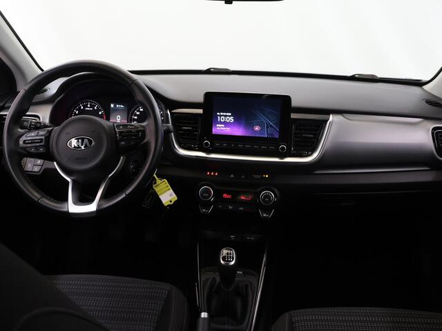 KIA Stonic 1.0 T-GDi MHEV DynamicLine | Trekhaak | Parkeercamera | Navigatie | Climate Control | Apple Carplay/Android Auto | Climate Control | Cruise control |