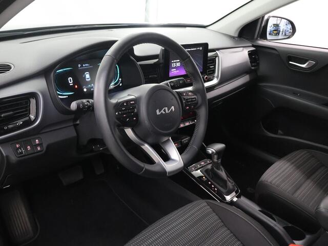 KIA Stonic 1.0 T-GDi MHEV DynamicPlusLine | Keyless | Navigatie | Parkeercamera | Apple Carplay/Android Auto | Climate Control |