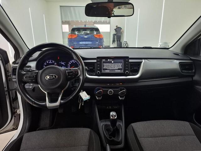 KIA Stonic 1.0 T-GDI DYNAMICLINE I APPLE CARPLAY I P-CAMERA I NAVIGATIE I CRUISE CONTROL