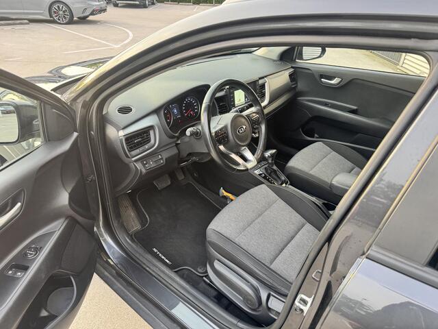 KIA Stonic 1.0 T-GDi DynamicLine Trekhaak | Automaat | Navi | Privacyglass