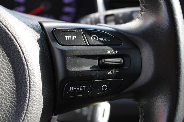KIA Stonic 1.0 T-GDi DynamicLine//Camera//Carplay!!