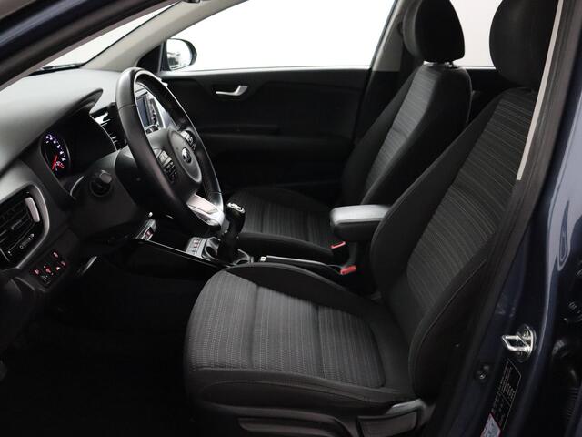 KIA Stonic 1.0 T-GDi DynamicPlusLine | Zwart Dak! | Camera | Trekhaak | Cruise Control!
