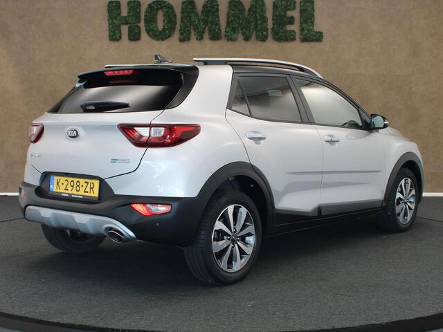 KIA Stonic 1.0 T-GDi MHEV DynamicPlusLine - ORIGINEEL NEDERLANDSE AUTO - AFKOMSTIG VAN 1E EIGENAAR - VOLLEDIGE ONDERHOUDSHISTORIE AANWEZIG - CAMERA - NAVIGATIE - PARKEERSENSOREN ACHTER - CLIMATE CONTROL - ARMSTEUN VOOR - APPLE CARPLAY/ ANDROID AUTO - KEYLESS ENTRY/