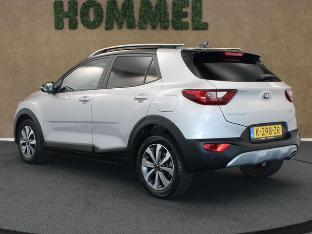KIA Stonic 1.0 T-GDi MHEV DynamicPlusLine - ORIGINEEL NEDERLANDSE AUTO - AFKOMSTIG VAN 1E EIGENAAR - VOLLEDIGE ONDERHOUDSHISTORIE AANWEZIG - CAMERA - NAVIGATIE - PARKEERSENSOREN ACHTER - CLIMATE CONTROL - ARMSTEUN VOOR - APPLE CARPLAY/ ANDROID AUTO - KEYLESS ENTRY/
