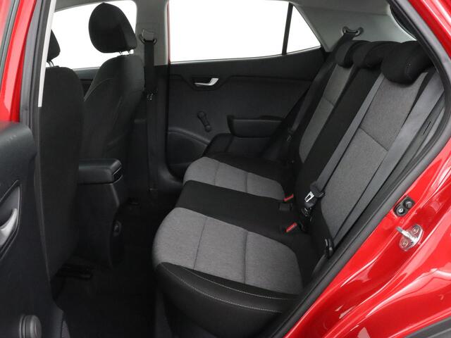 KIA Stonic 1.0 T-GDi DynamicLine | Carplay | Camera | Navigatie | Parkeerhulp | Cruise control | Airco | Bluetooth | 17'' lichtmetalen velgen | DAB