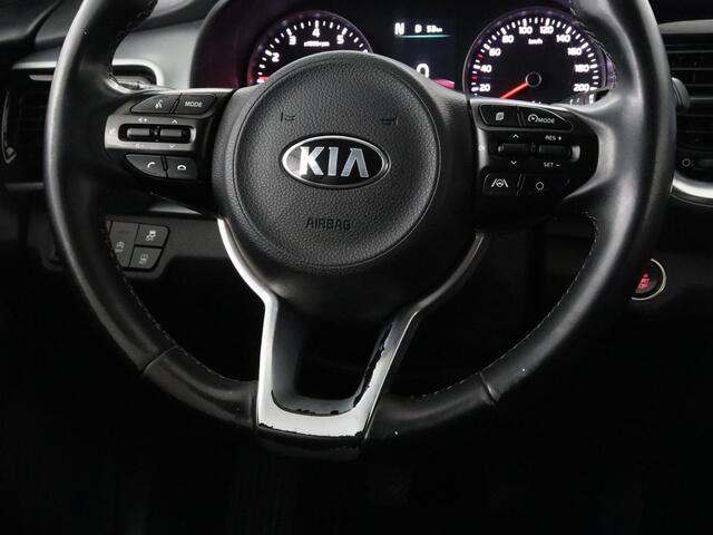 KIA Stonic 1.0 T-GDi MHEV DynamicPlusLine | Carplay | Adaptive cruise | Camera | Navigatie | Keyless | Climate control | Parkeerhulp | Bluetooth