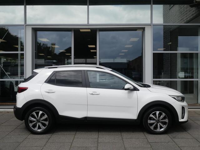 KIA Stonic 1.0 T-GDi MHEV DynamicPlusLine | Keyless | CLima | Carplay | Privacy glass |