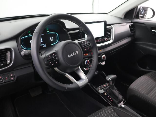 KIA Stonic 1.0 T-GDi MHEV DynamicPlusLine | Keyless | Navigatie | Parkeercamera | Apple Carplay/Android Auto | Climate Control |