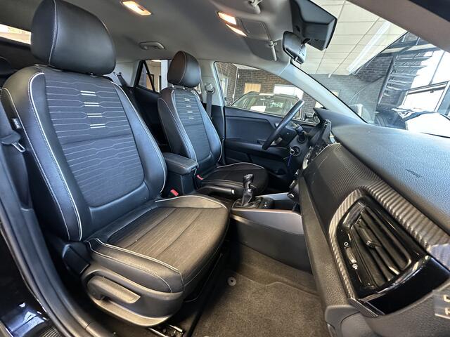 KIA Stonic 1.0 T-GDi MHEV GT-Line | Carplay | Driving Assistant | Camera | LED | Interesse in een bezichtiging of proefrit, bel of app met 06-24282842 / 06-42130156