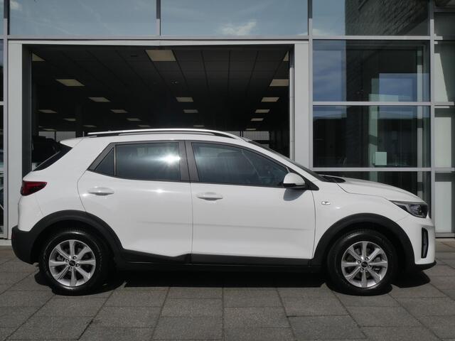 KIA Stonic 1.0 T-GDi MHEV DynamicLine | Trekhaak | Allseason | Cruise | Carplay | Camera |