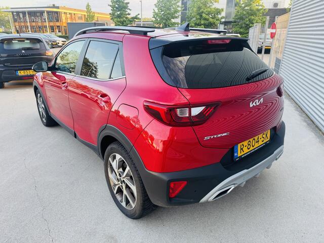 KIA Stonic 1.0 T-GDi MHEV GT-PlusLine 11-2022 | NW geleverd & onderhouden | Sunroof | Stoere Stonic